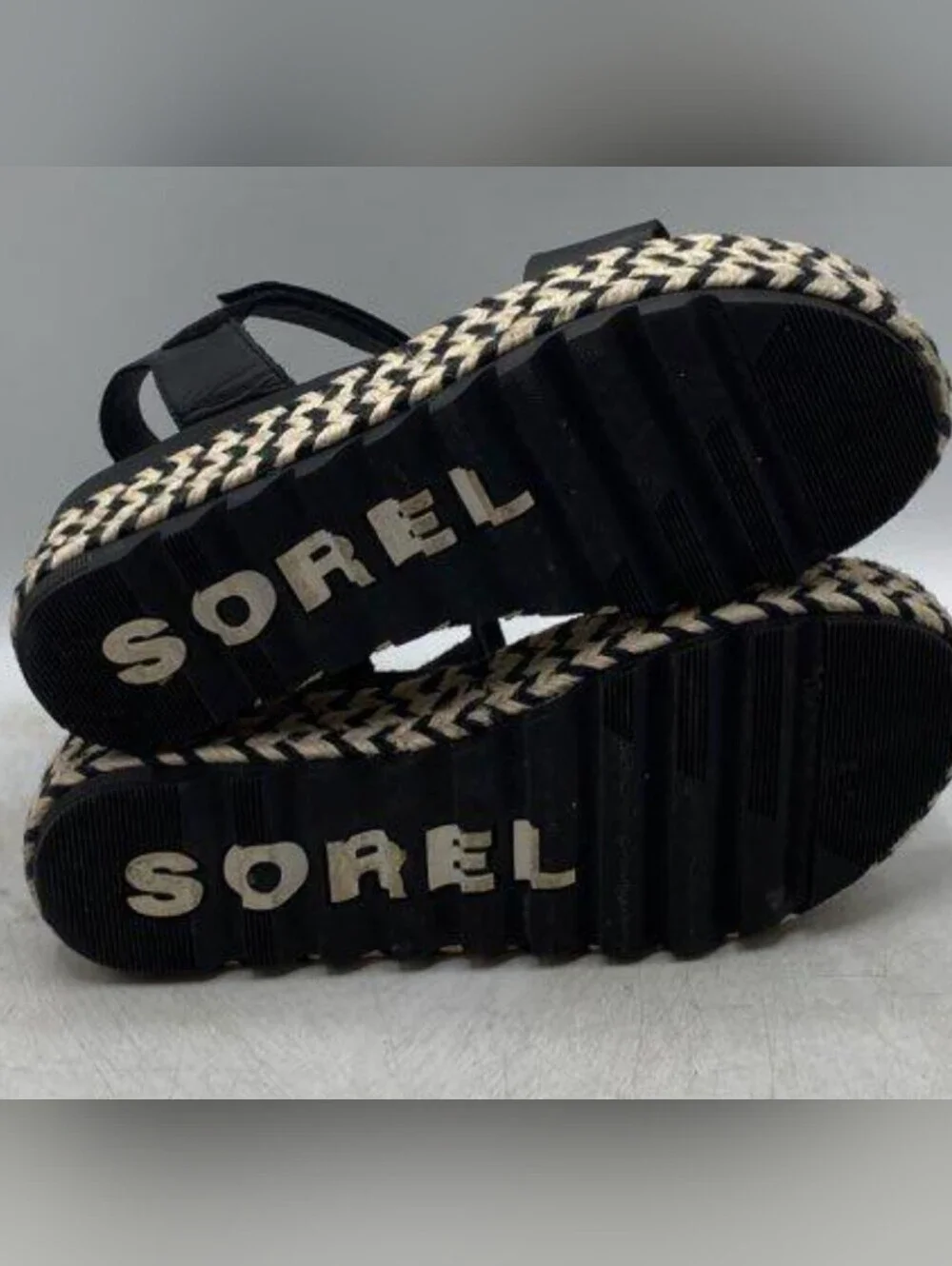 Sorel Women's Cameron™ Flatform Sandals Mixed Sizes R 8.5/ L7.5 MSRP $135